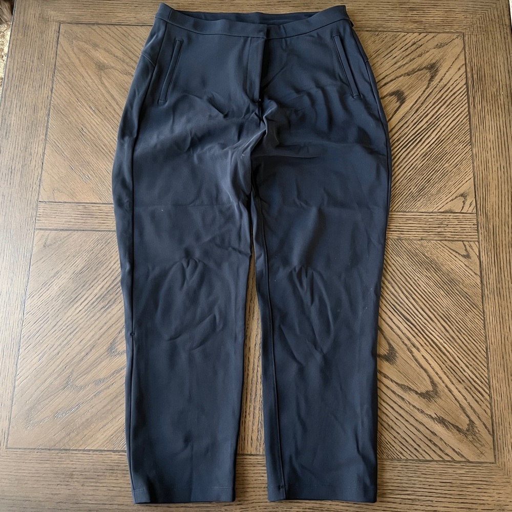 Lululemon Black Ankle-Length Dress Pants/ Trousers Size 10